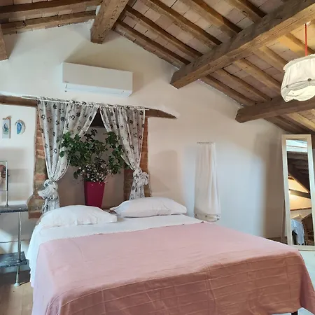 Graziesole Casa Intera In Esclusiva * Penna San Giovanni
